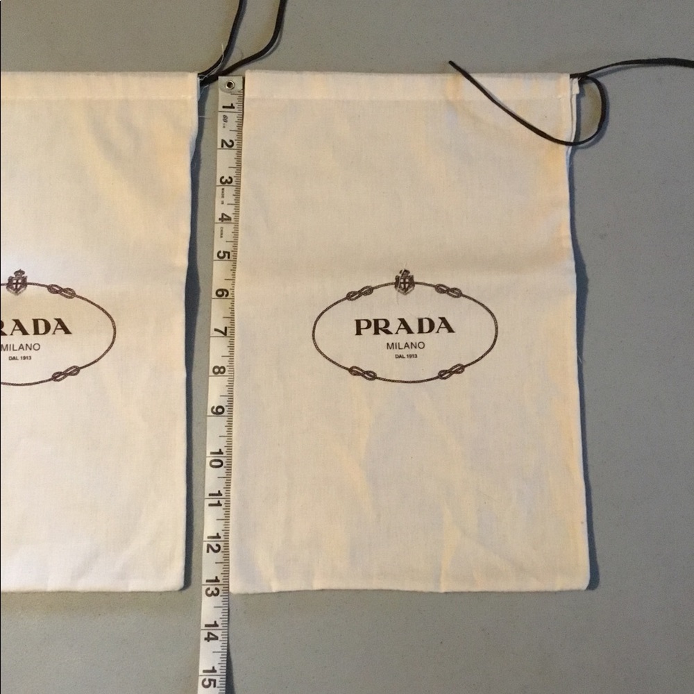 PRADA - Picture 5 of 6